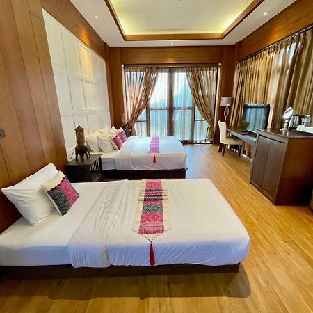 Risasinee Spa & Resort Nan Luaran gambar