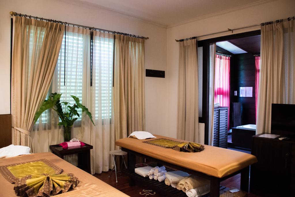 Risasinee Spa & Resort Nan Luaran gambar